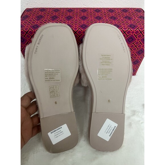 TORY BURCH SHEARLING SLIDE SANDAL SHELL PINK /GOLD TRIM DOUBLE LOGO SZ US 6 NEW - Picture 4 of 10
